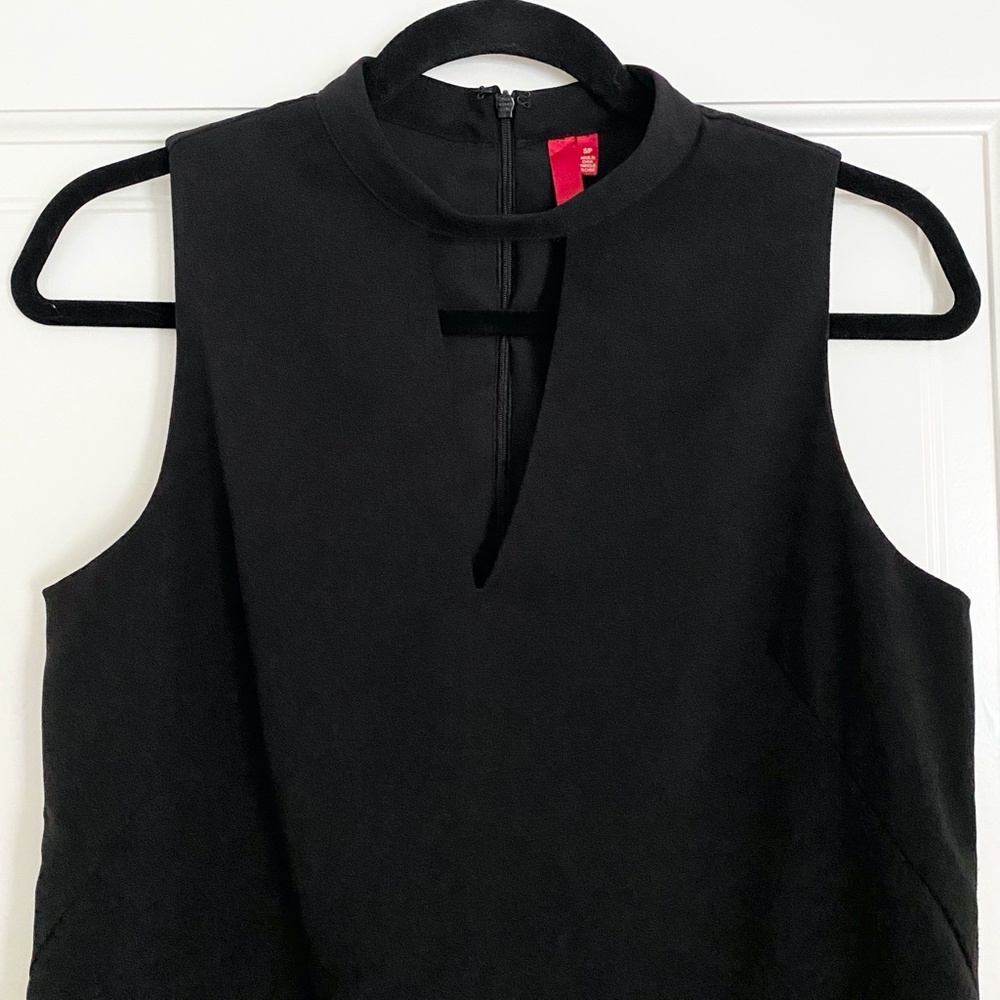 5/48 Classic Black Mini with Keyhole Cutout - S - Picture 2 of 3